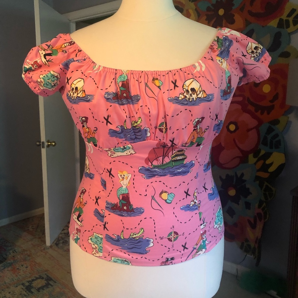 Pinup Couture Neverland Peasant Blouse EUC